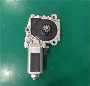 3176549 Power Window Motor 12V Volvo VNL truck