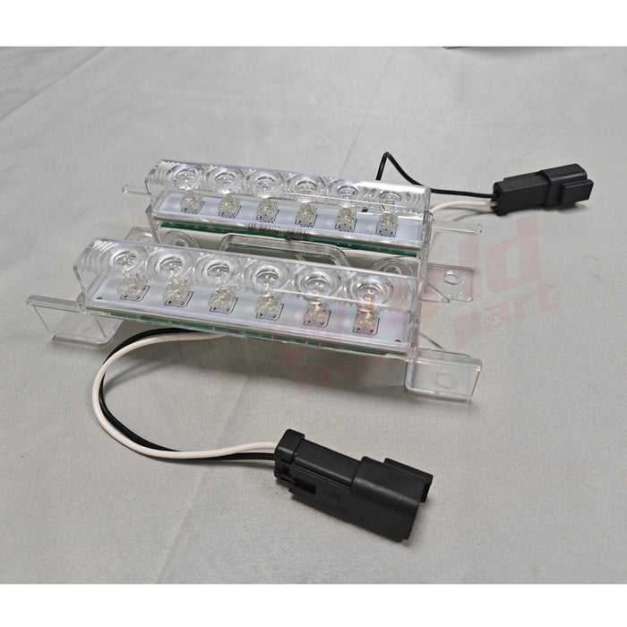 Volvo VNL Top Lamp Sunvisor Marker With Cable Socket (White)