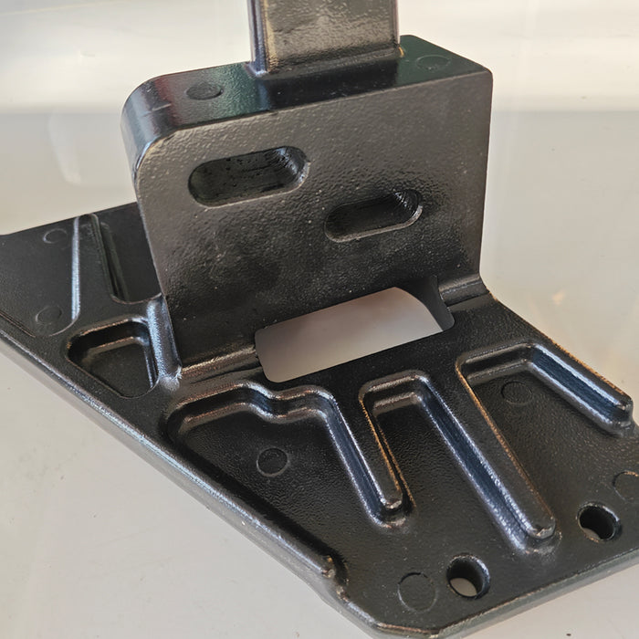 RH Front Step Panel Bracket KW T680 Next Gen